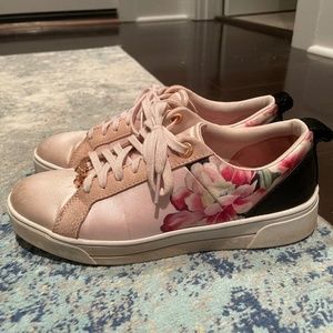 TED BAKER Women's FLORAL sneakers - US6